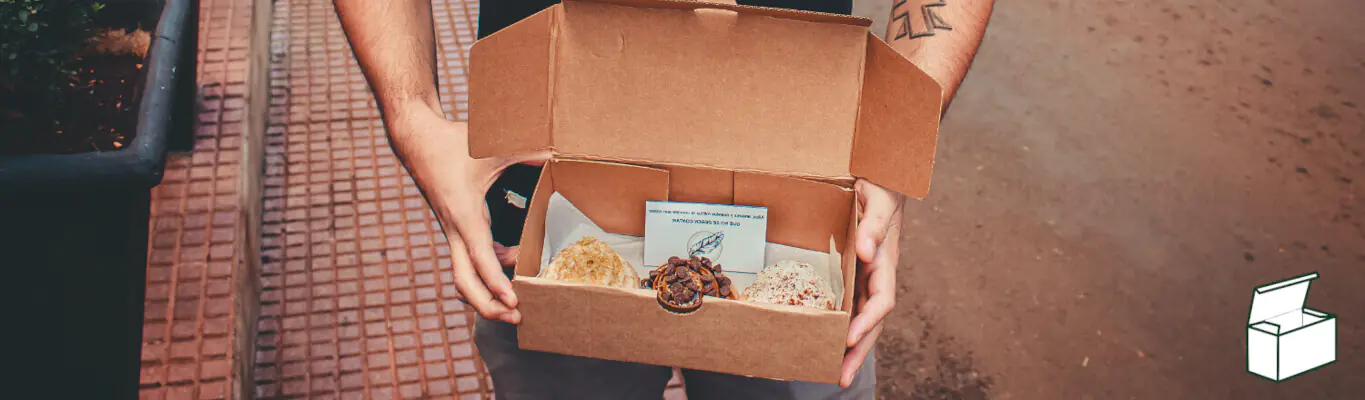 Scatole con Coperchio Annesso