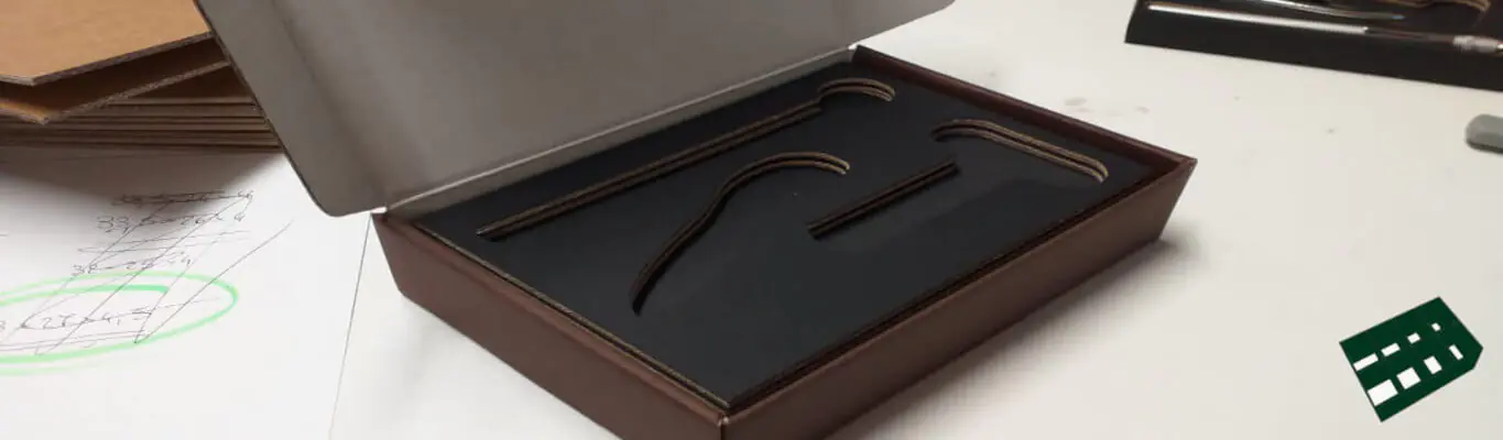 Scatole con Divisori Interni