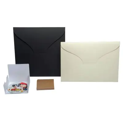 Busta in Cartoncino Colorato