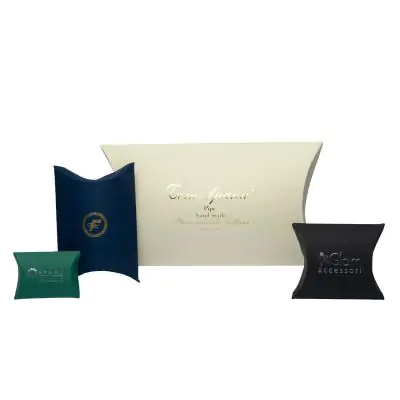 Scatola per confezione di oggetti o indumenti