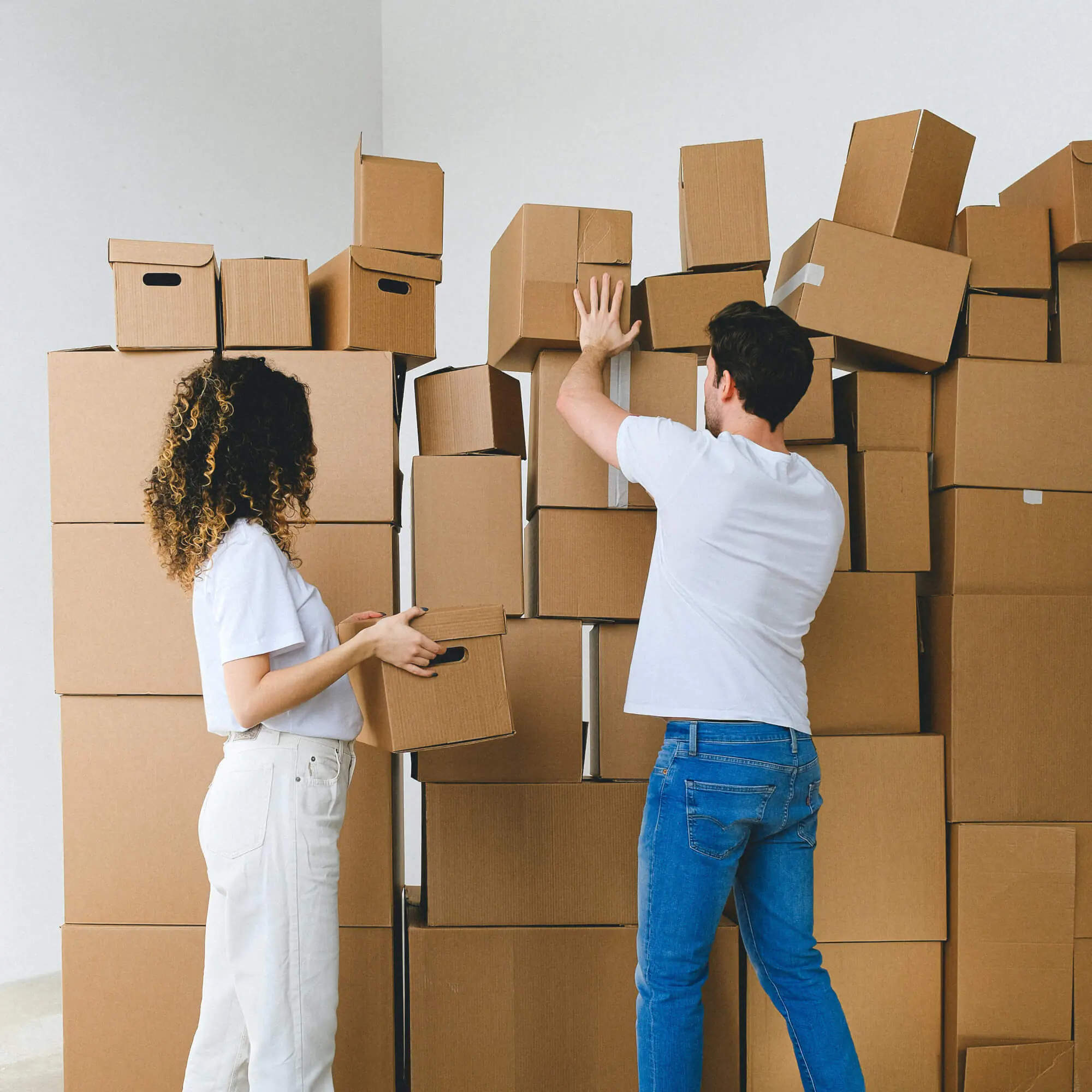 Scatole di Cartone: Il Segreto per i Tuoi Oggetti al Sicuro