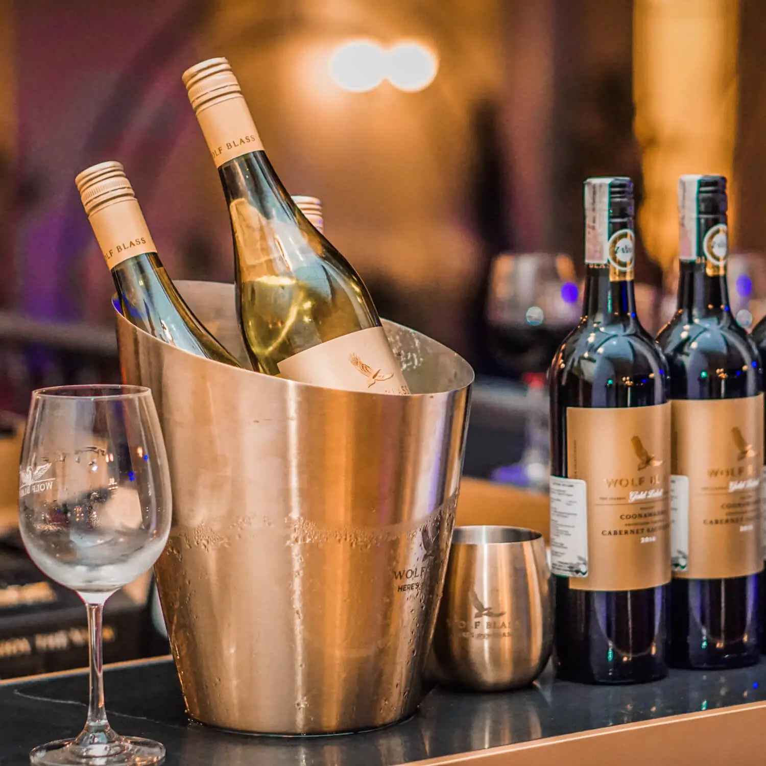 Confezionare Bottiglie: come trovare il giusto packaging