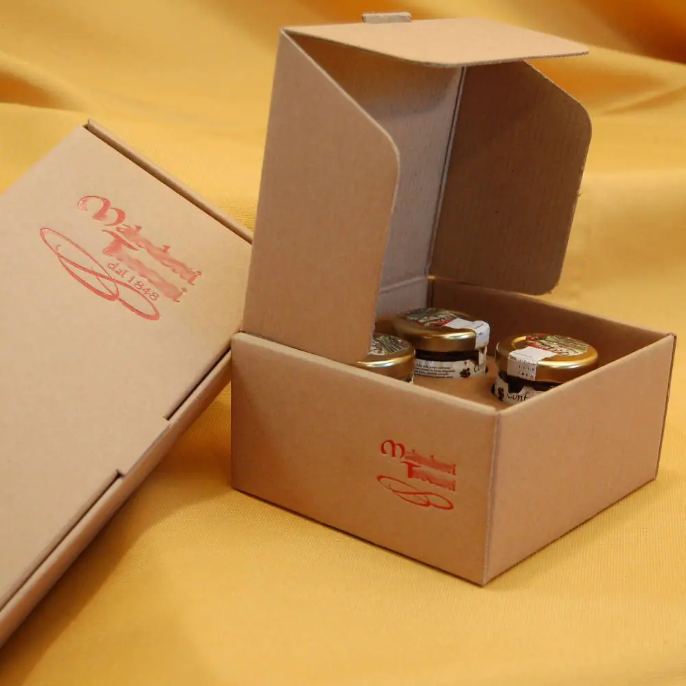 Idee per bomboniere eleganti e non banali? Prova quelle in cartone avana